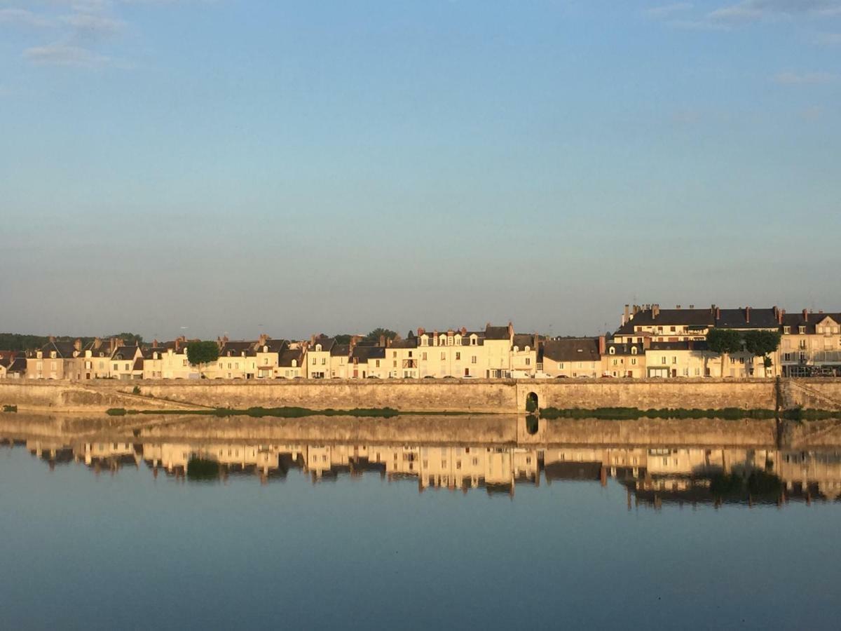 Les Lumieres De La Loire Apartamento Blois Exterior foto